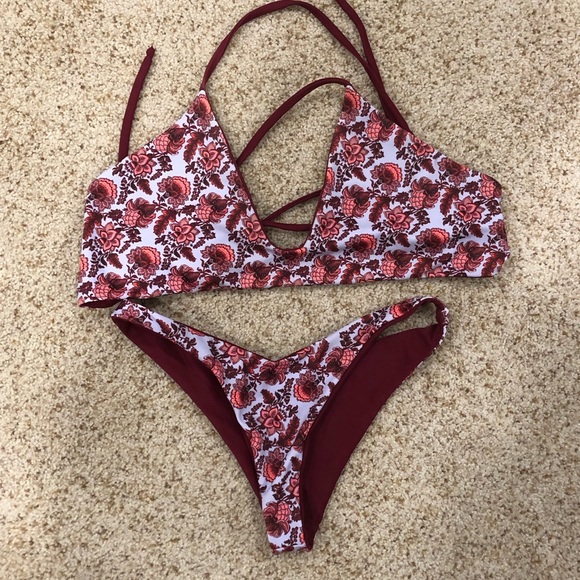 Boutique Other - Reversible bathing suit!!❤️